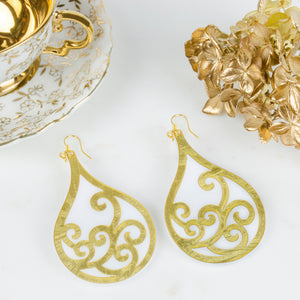 Arabesque White Earrings